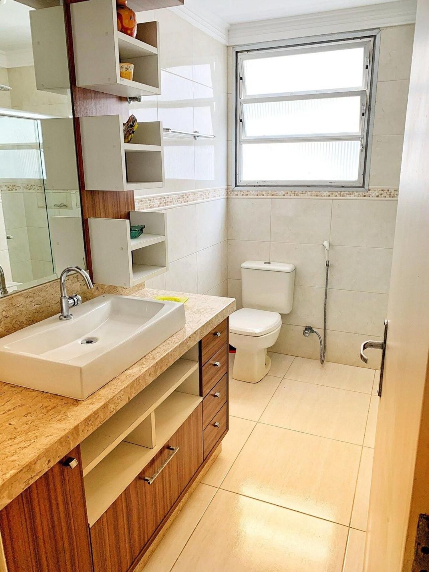 Apartamento Amplo Frente Mar, Prox Ao Shopping